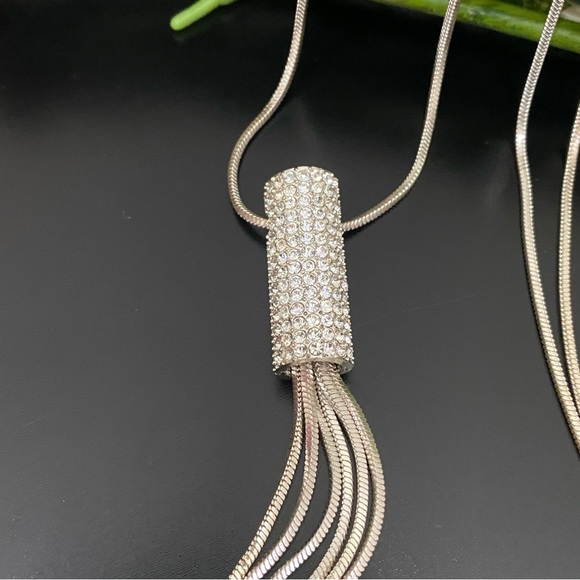 Silver-tone Rhinestones Tassel Chain 28” Long Necklace 33g - Picture 7 of 14